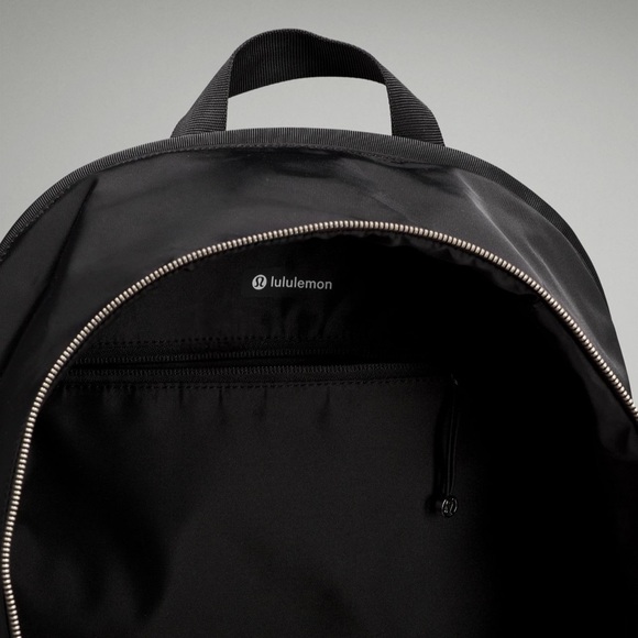 City Adventurer Backpack - Thumbnail 3